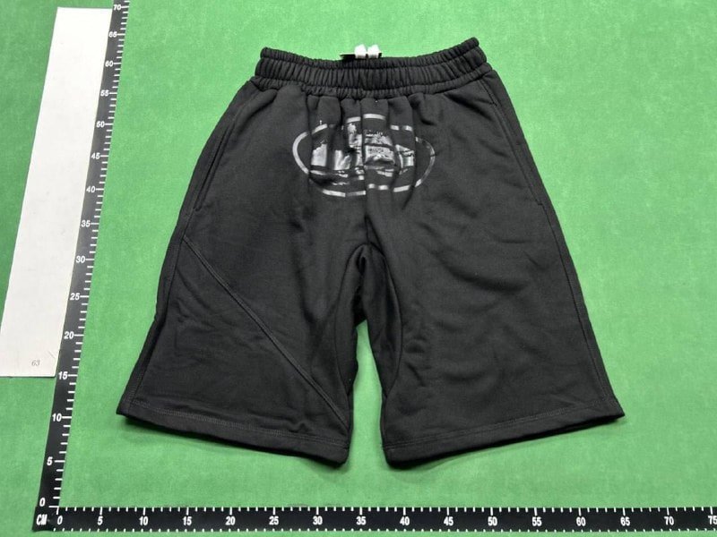Corteiz Shorts( 28 + styles)