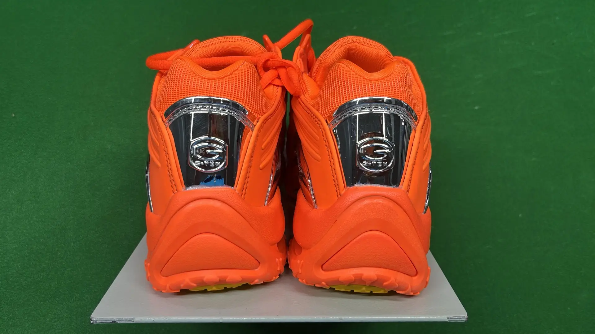 Adidas Air cushion shoes