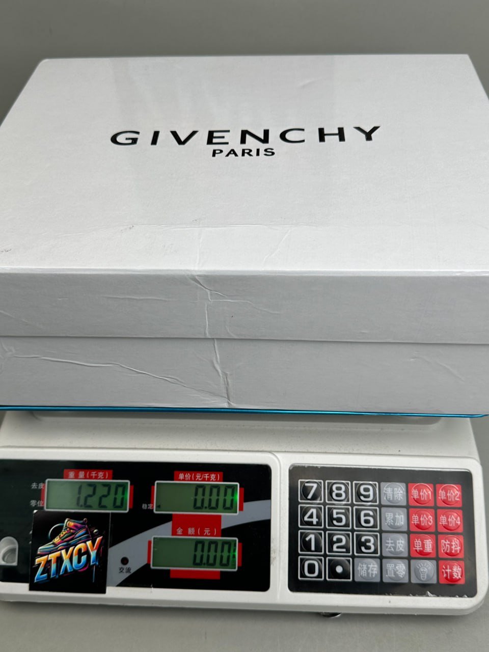 Givenchy Sneakers