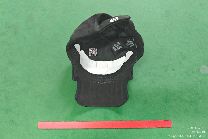 BALENCIAGA CAP