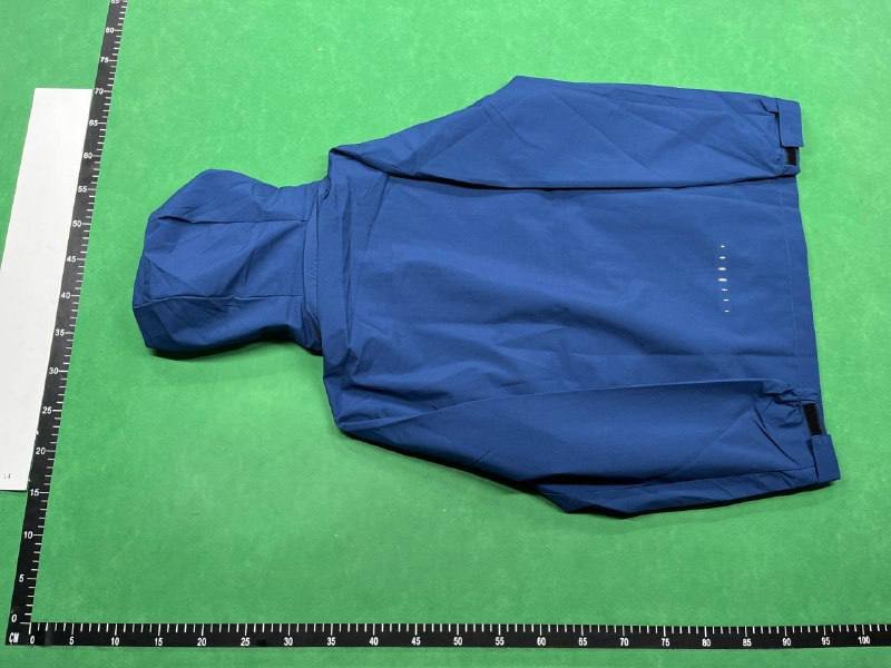 Under Armour Windbreaker