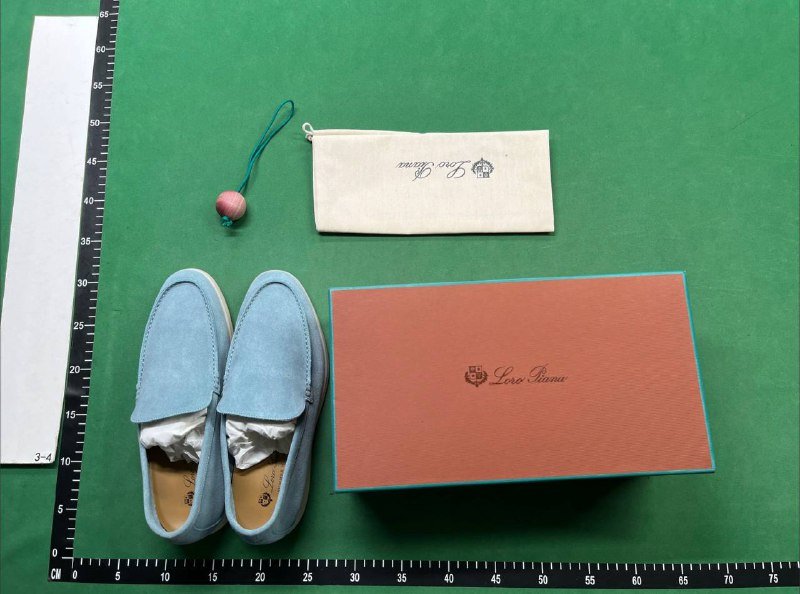 Loro plana loafers
