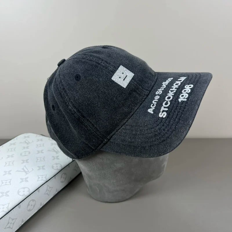 Acne Studios