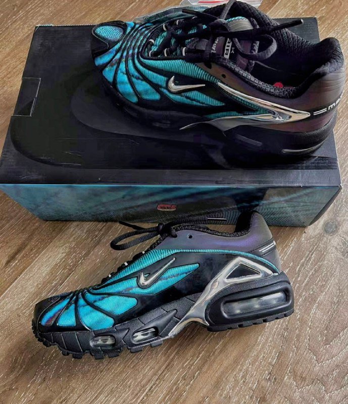 Nike Air TN PLUS