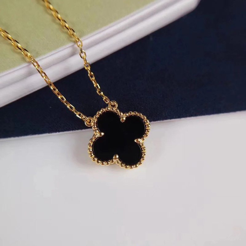 Van Cleef & Arpels jewelry