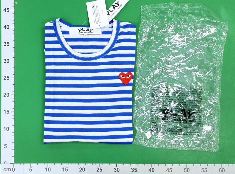 Comme des Garçons Play T-shirts tee （35+）