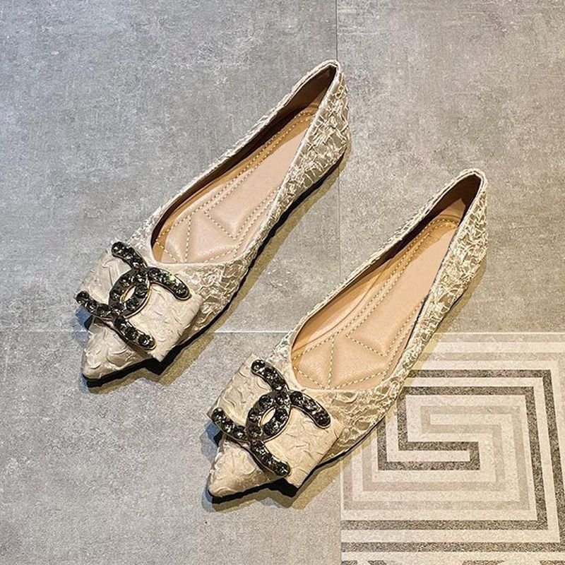 Chanel flat shoes