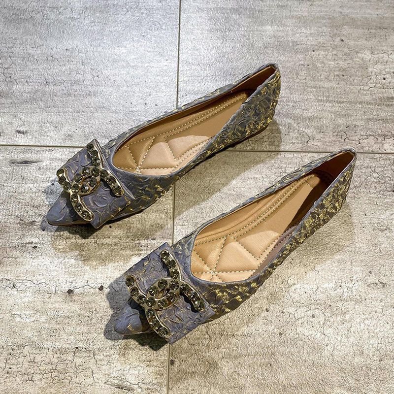 Chanel flat shoes