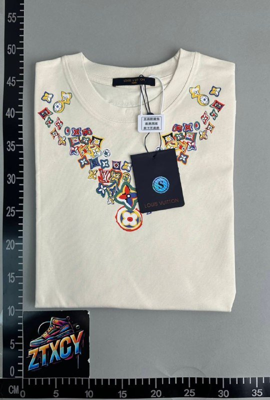 LV T--shirt-