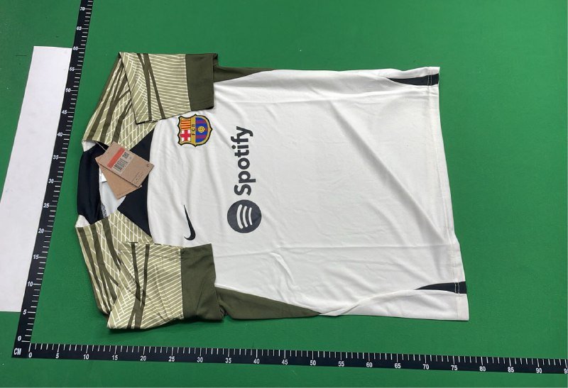 Football suit  (40 CP)