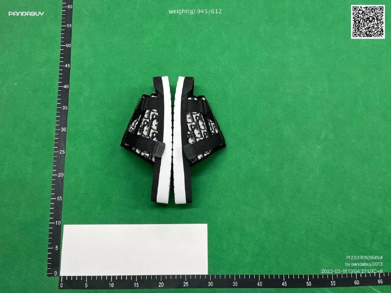 Dior Slide