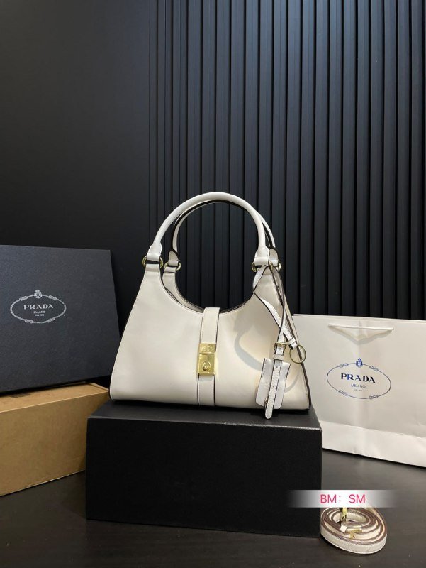 PRADA BAG