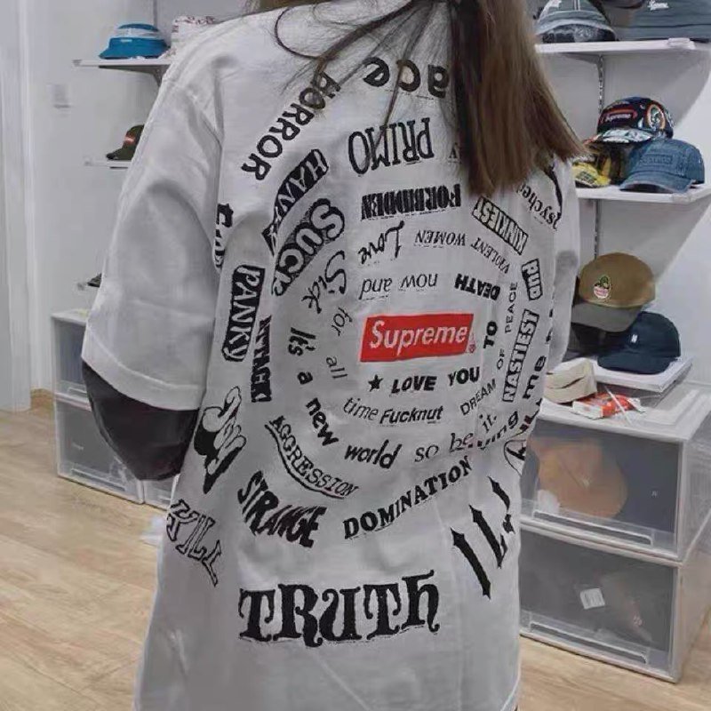 Superme T shirt