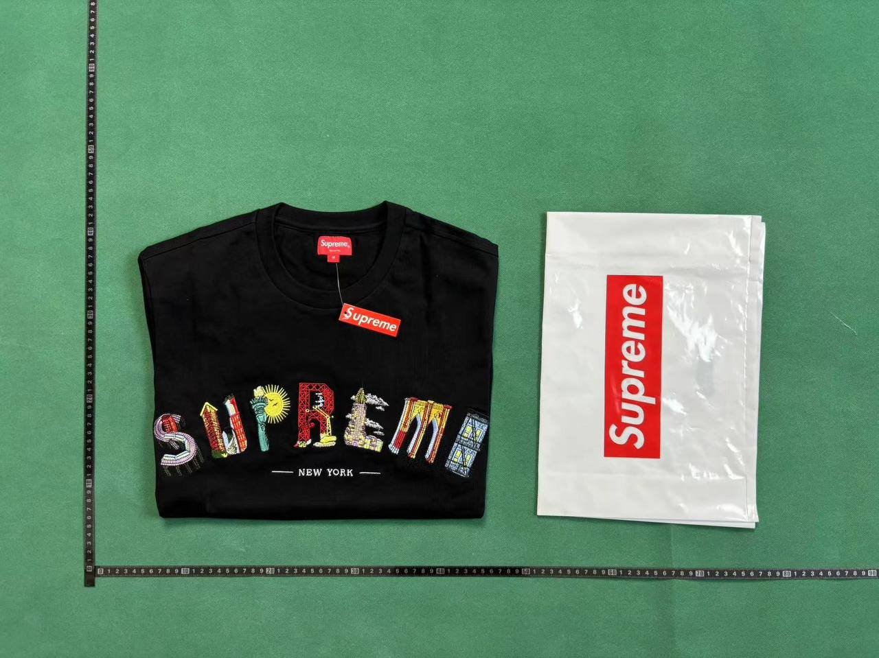 Supreme T-shirts  7495968768