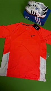 Nike T-shirt