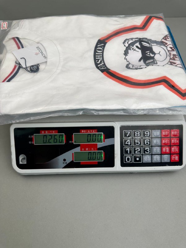 Moncler T-shirt
