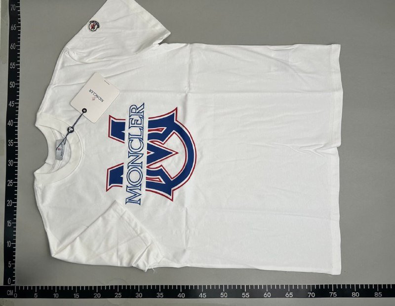 Moncler T-shirt