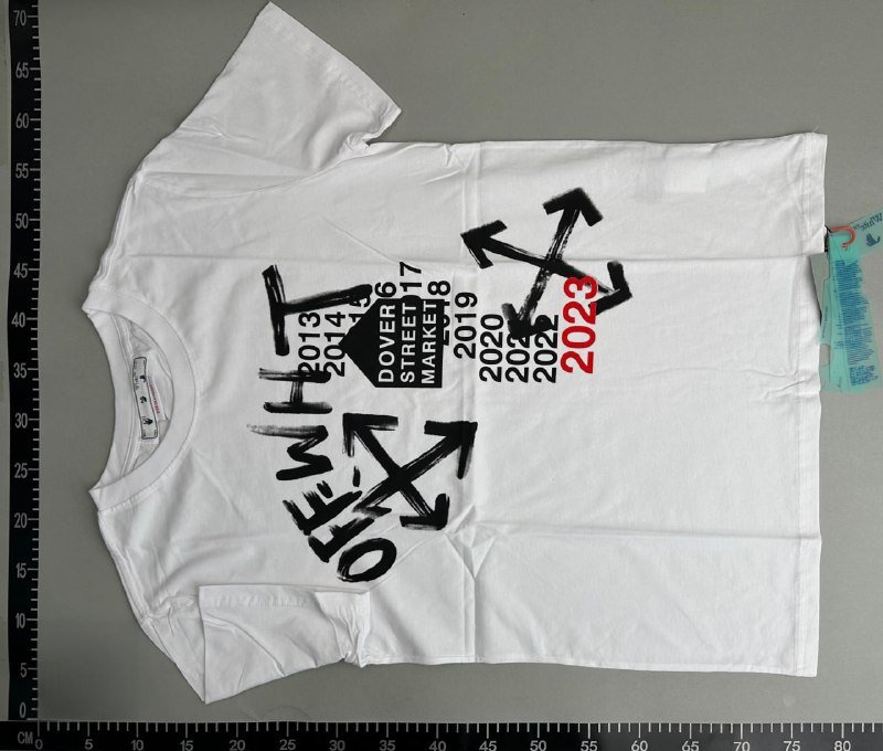Off-White T-shirt