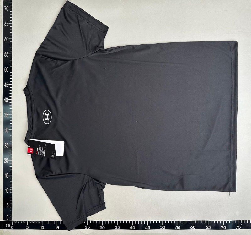 Under Armour T-shirt