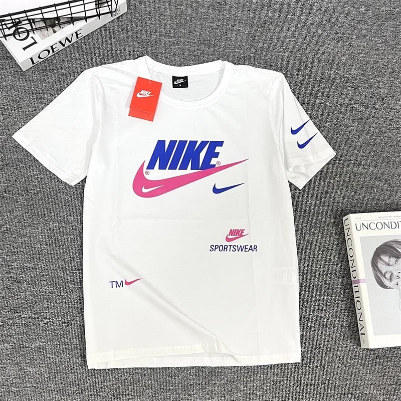 Nike T-shirt