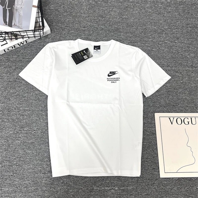 Nike T-shirt