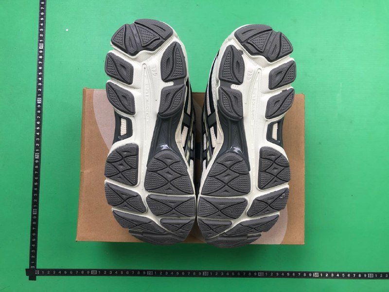 ASICS GEL-NYC 2055