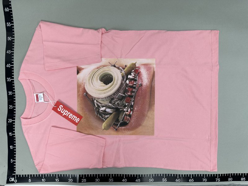 Supreme Tee