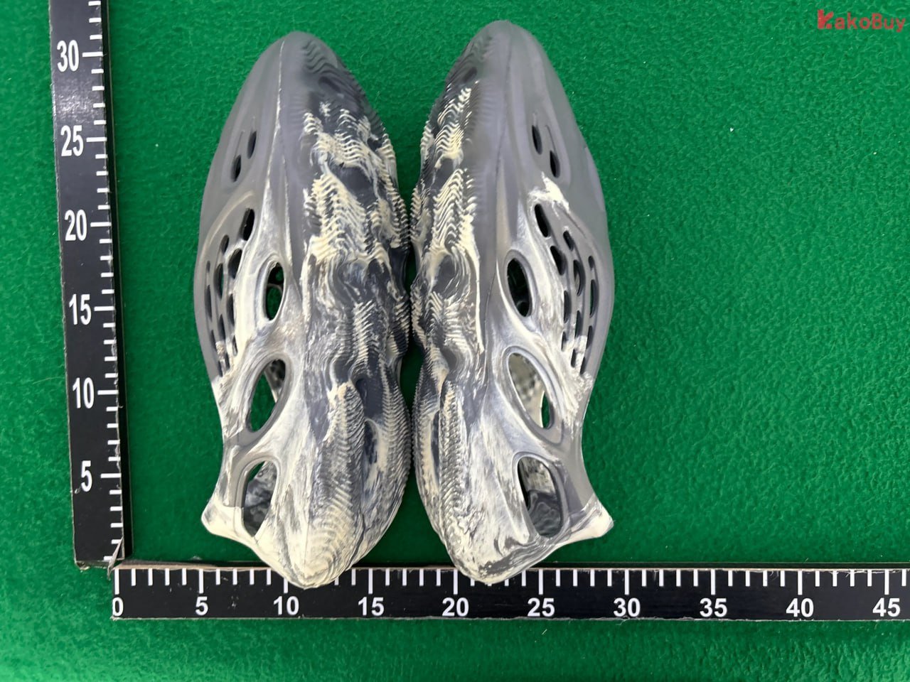 Crocs x Lightning McQueen/ Yeezy Slippers (30+)