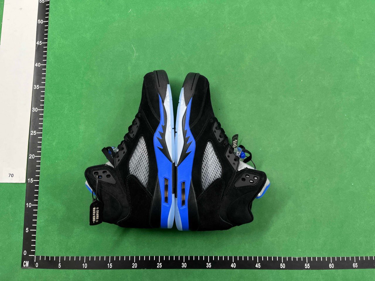 Jordan 5 (18 styles)