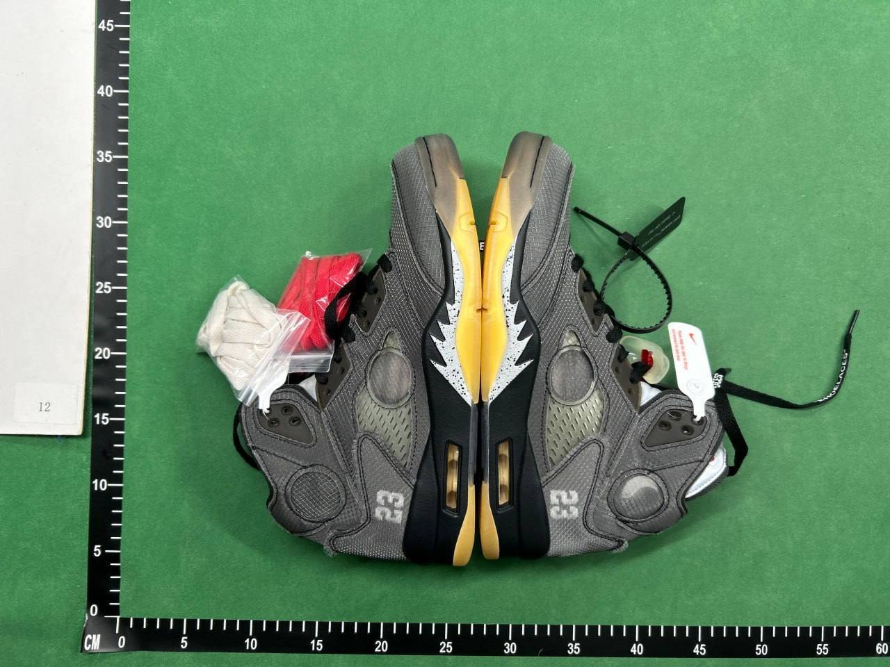 Jordan 5 (18 styles)