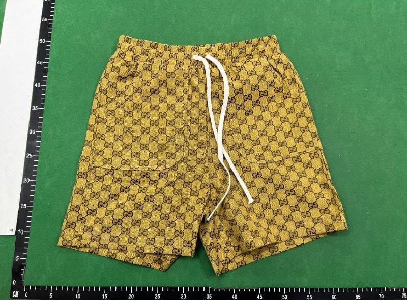 Gucci shorts (40 styles)