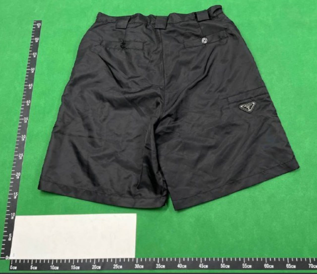 Prada shorts t-shirt (40 styles)