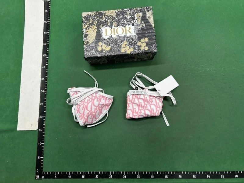 LV,Gucci；Fendi；swimsuit ( 40 + styles)