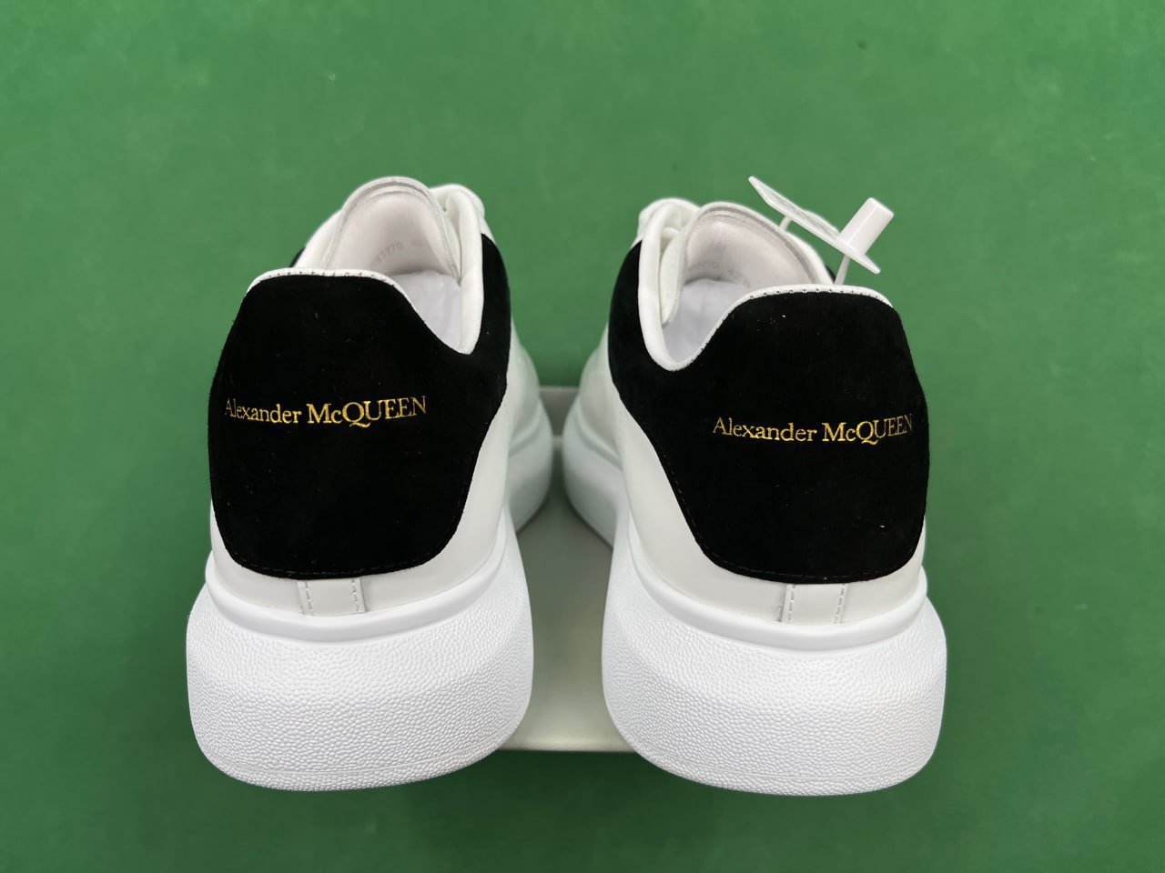 Alexander McQueen shoes （20+style