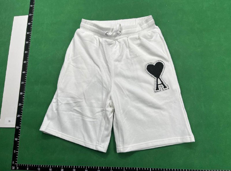 AMIPARIS shorts