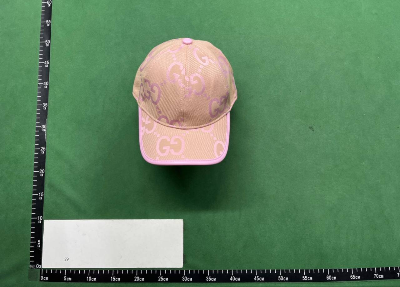 Gucci cap (40 CP)