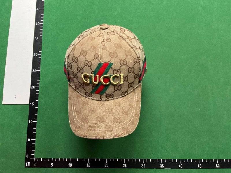 Gucci cap (40 CP)