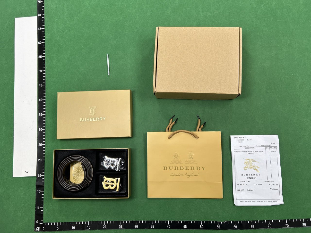 Burberry belt (40 CP)