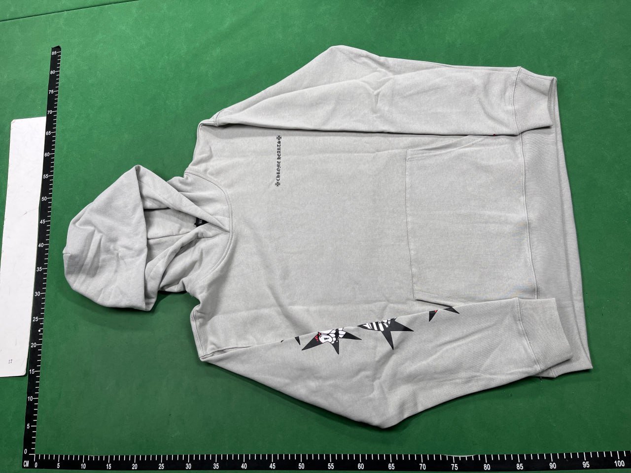 chrome hearts hoodie (40 CP)