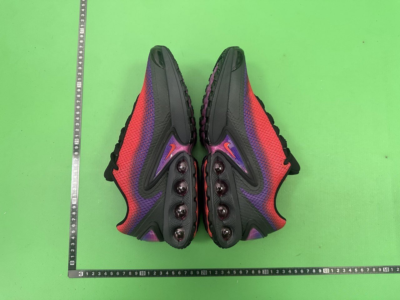 Nike air max dn (40 CP)