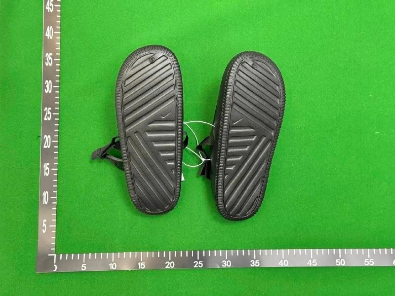 Nike Slippers( 29 + styles)