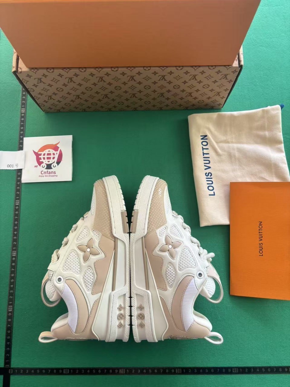 LV skates High quality accessories complete