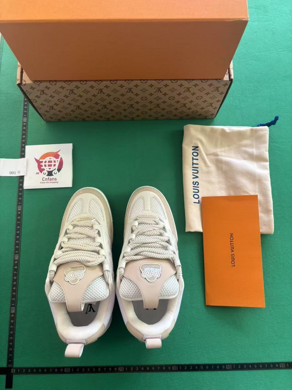 LV skates High quality accessories complete