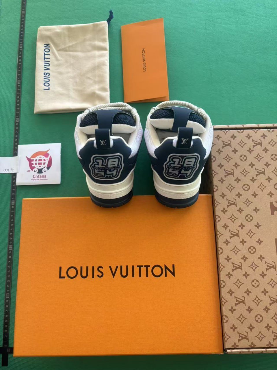 LV skates High quality accessories complete