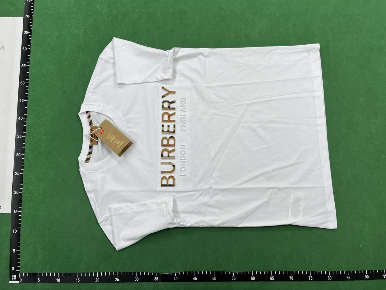 Burberry T-shirt 2
