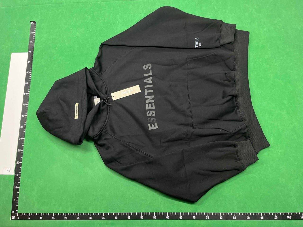 Essentials Hoodie Shorts (40 Style)