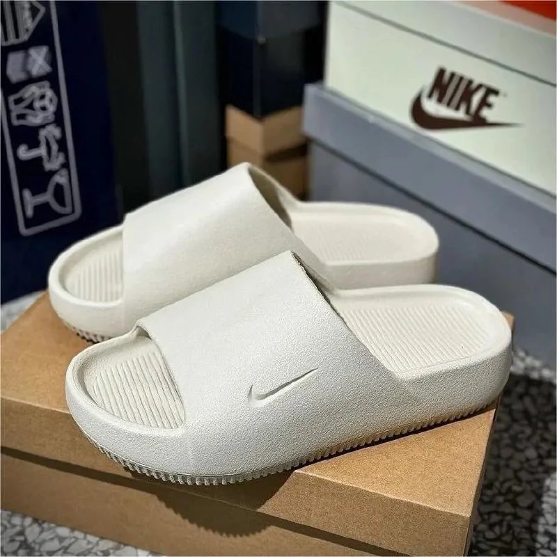 Nike slippers ( 4 + styles)