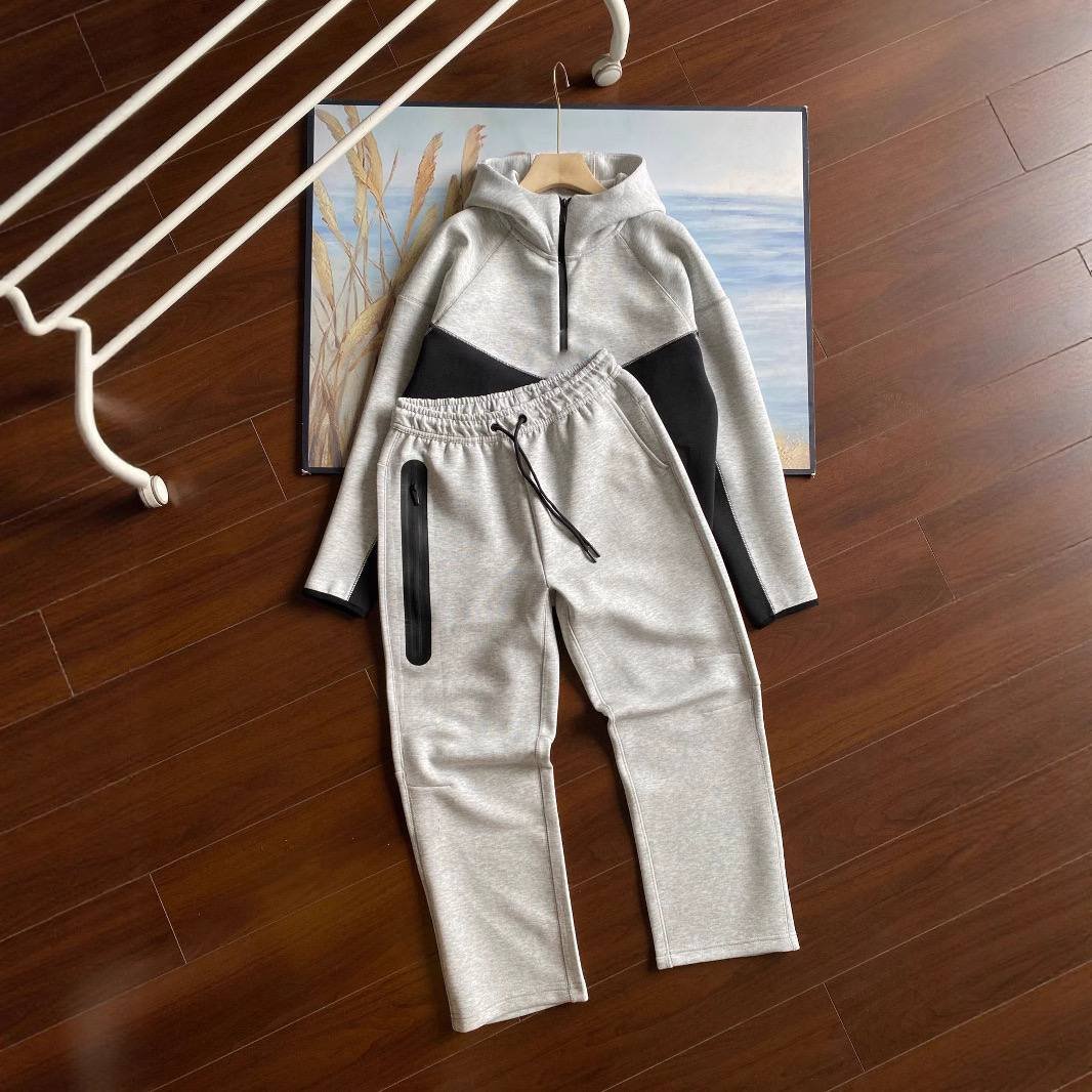 Nike Tech Fleece Hoodie & Pants Set