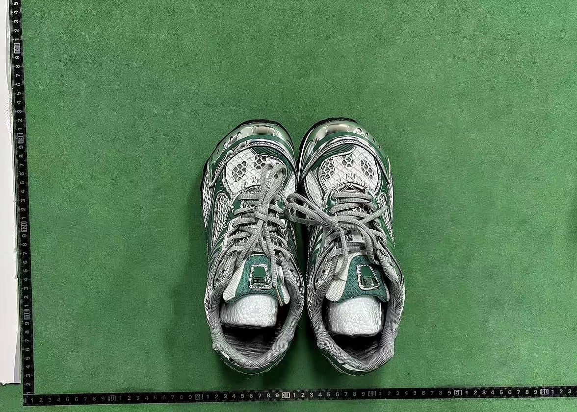 Bottega Veneta Orbit Sneakers