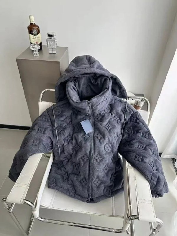 Louis Vuitton Monogram Puffer Jackets [Winter-Resistant]